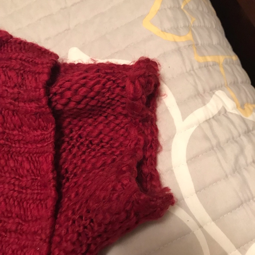 Sweater - Picture 3 of 6